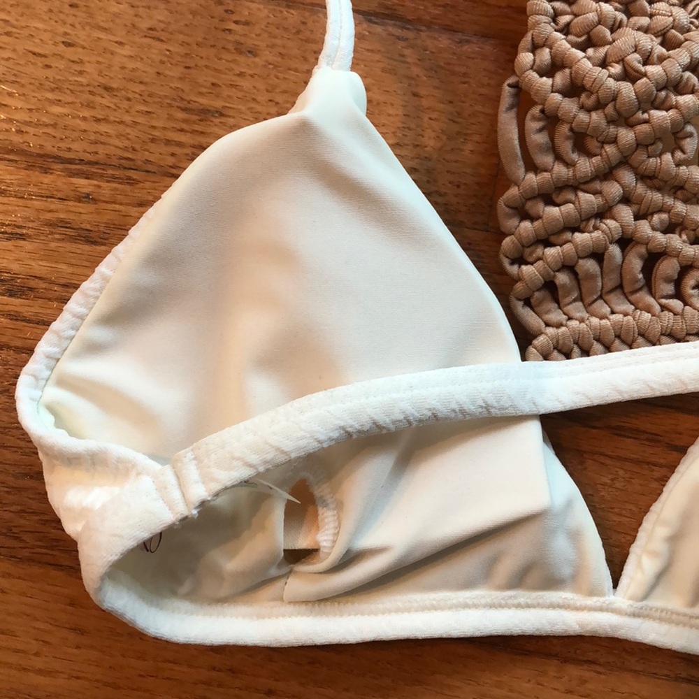 White bikini set with hand braid detail. - Picture 3 of 5